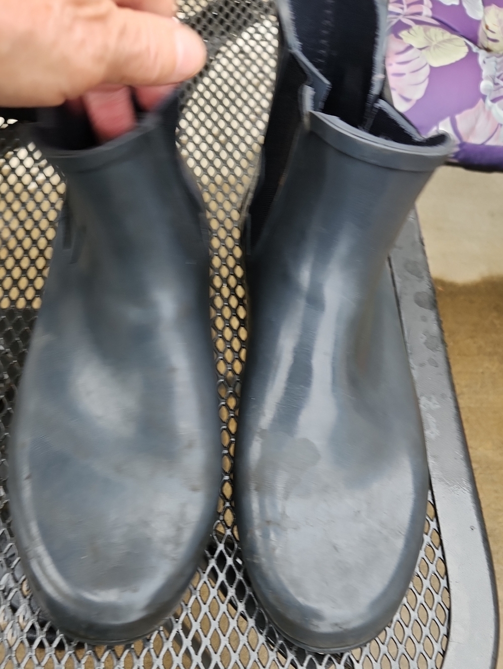 Hunter Black Rubber Chelsea Rain Boots